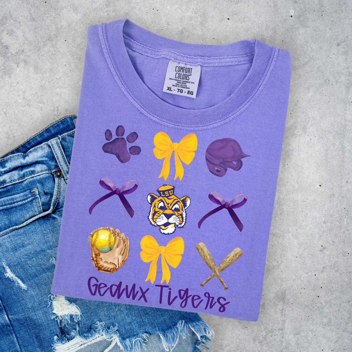 GEAUX TIGER'S SOFTBALL & BOWS COMFORT COLORS TEE