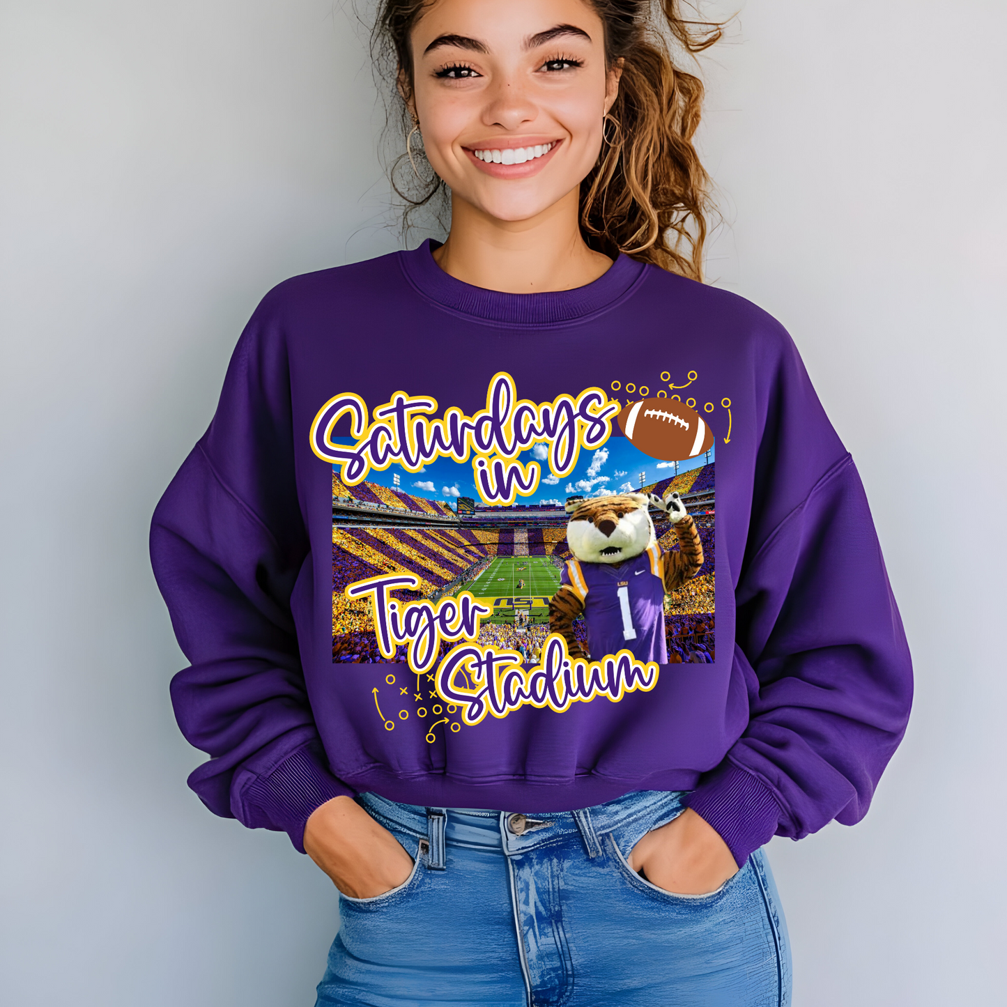 SATURDAY NIGHTS TEE AND SWEATSHIRT