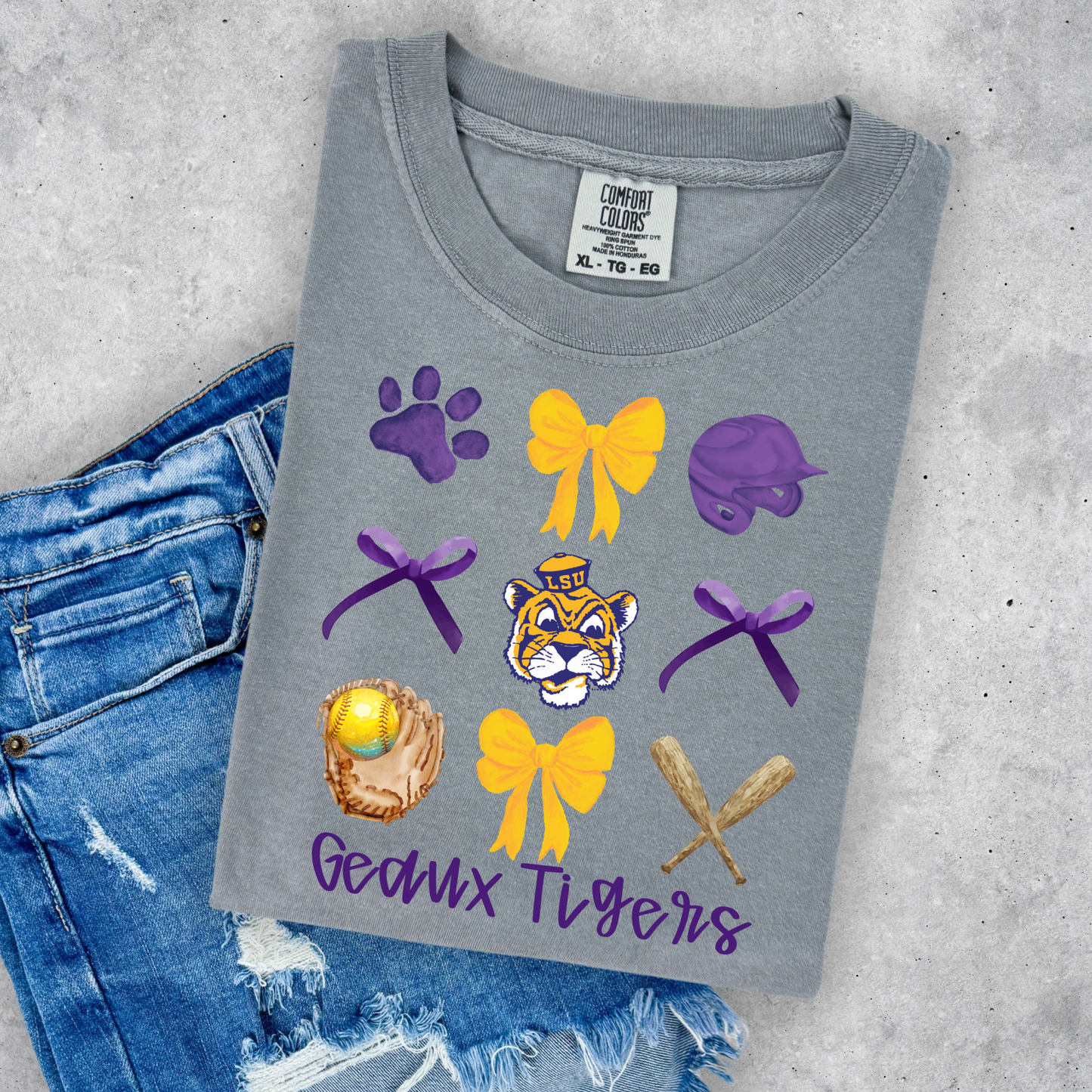 GEAUX TIGER'S SOFTBALL & BOWS COMFORT COLORS TEE