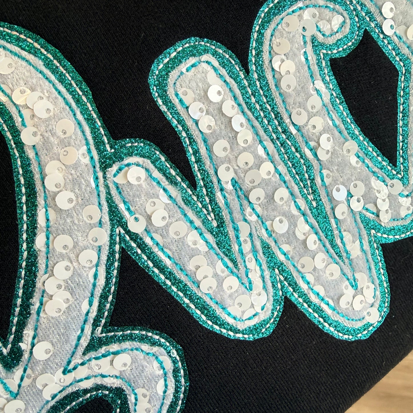 BUCKS GLITTER AND SEQUIN APPLIQUE