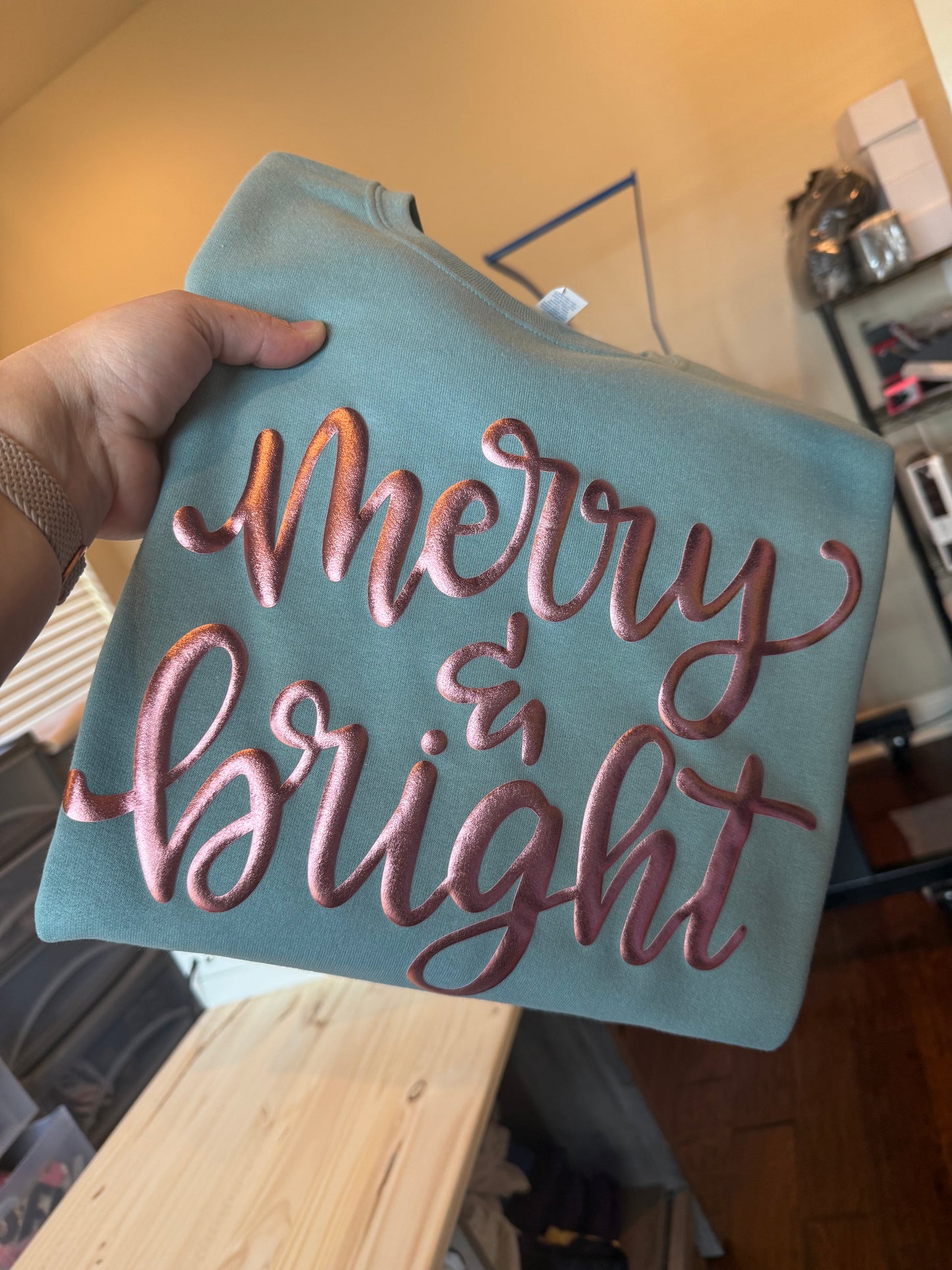 ROSE GOLD PUFF MERRY & BRIGHT SWEATSHIRT