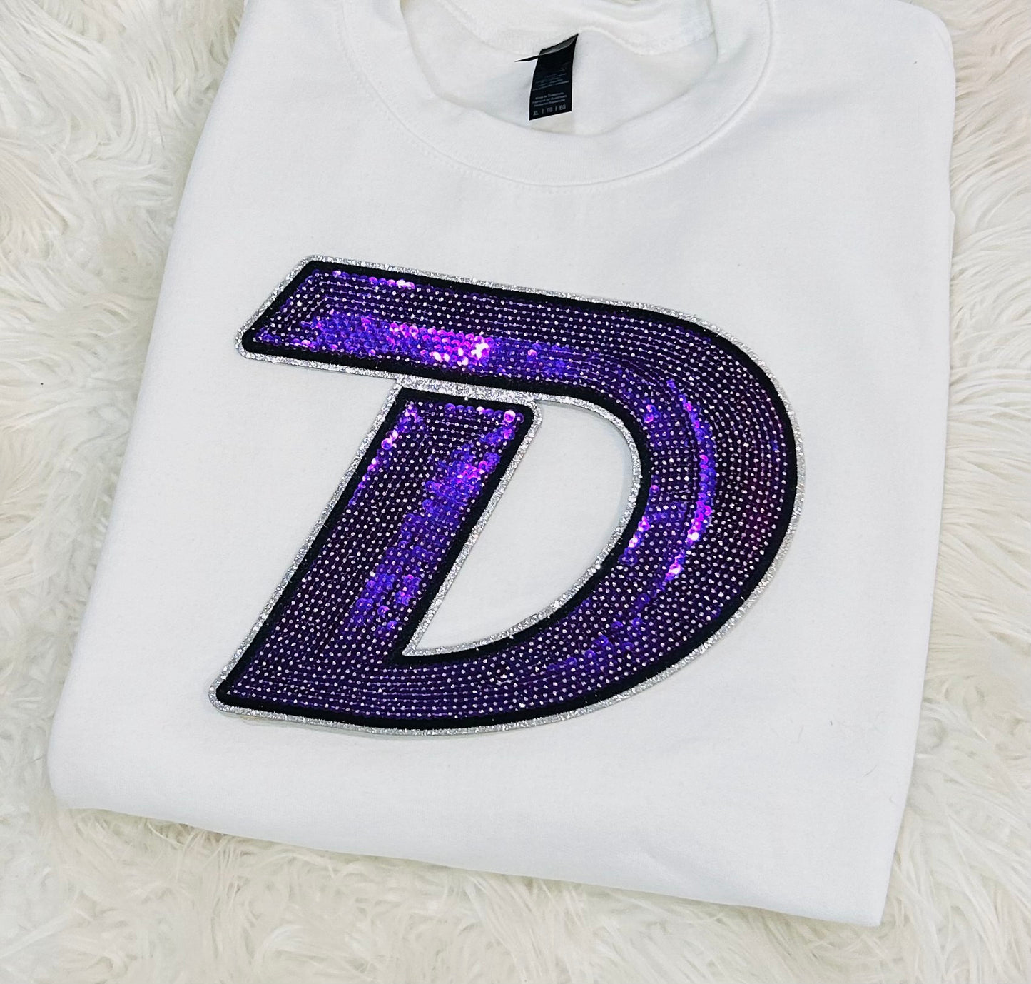DUTCHTOWN SEQUIN PATCH TEE, LONG SLEEVE AND SWEATSHIRT