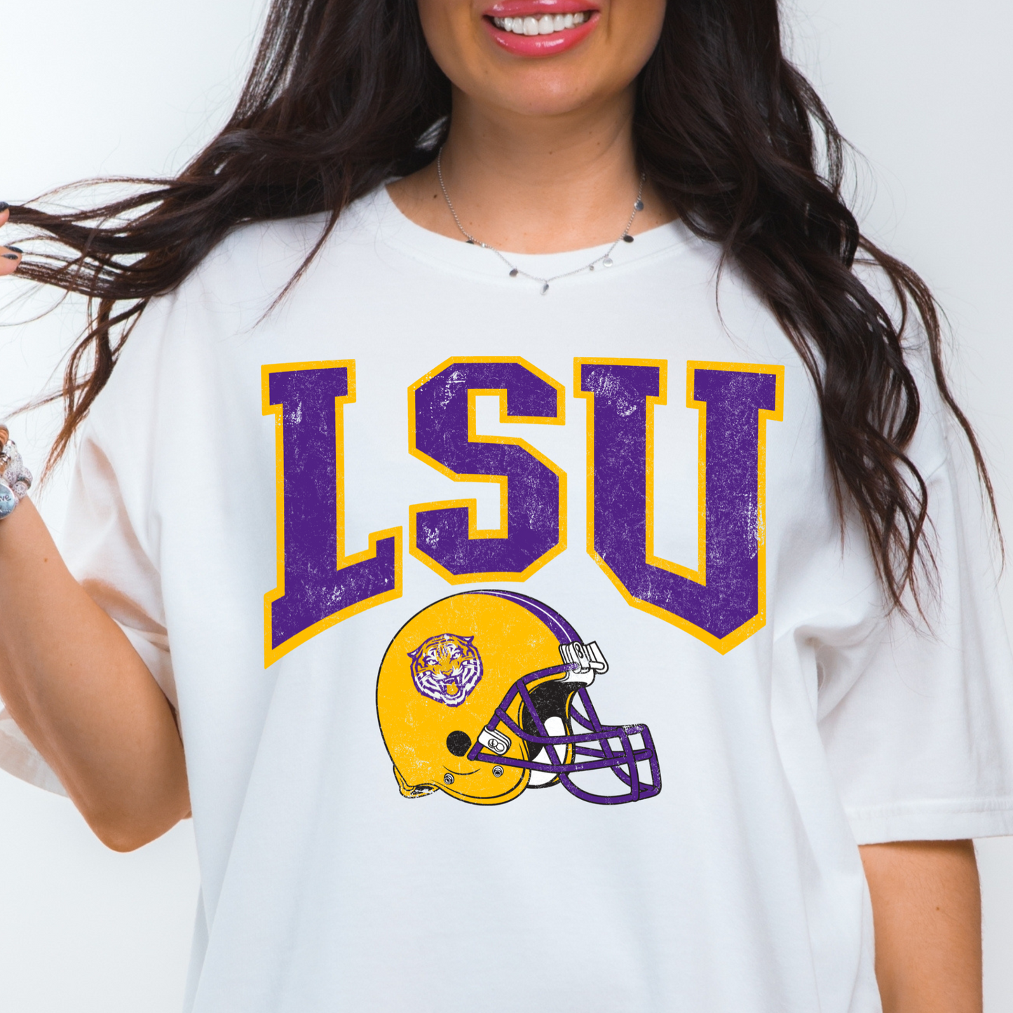 DISSTRESSED TIGERS FOOTBALL UNISEX TEE