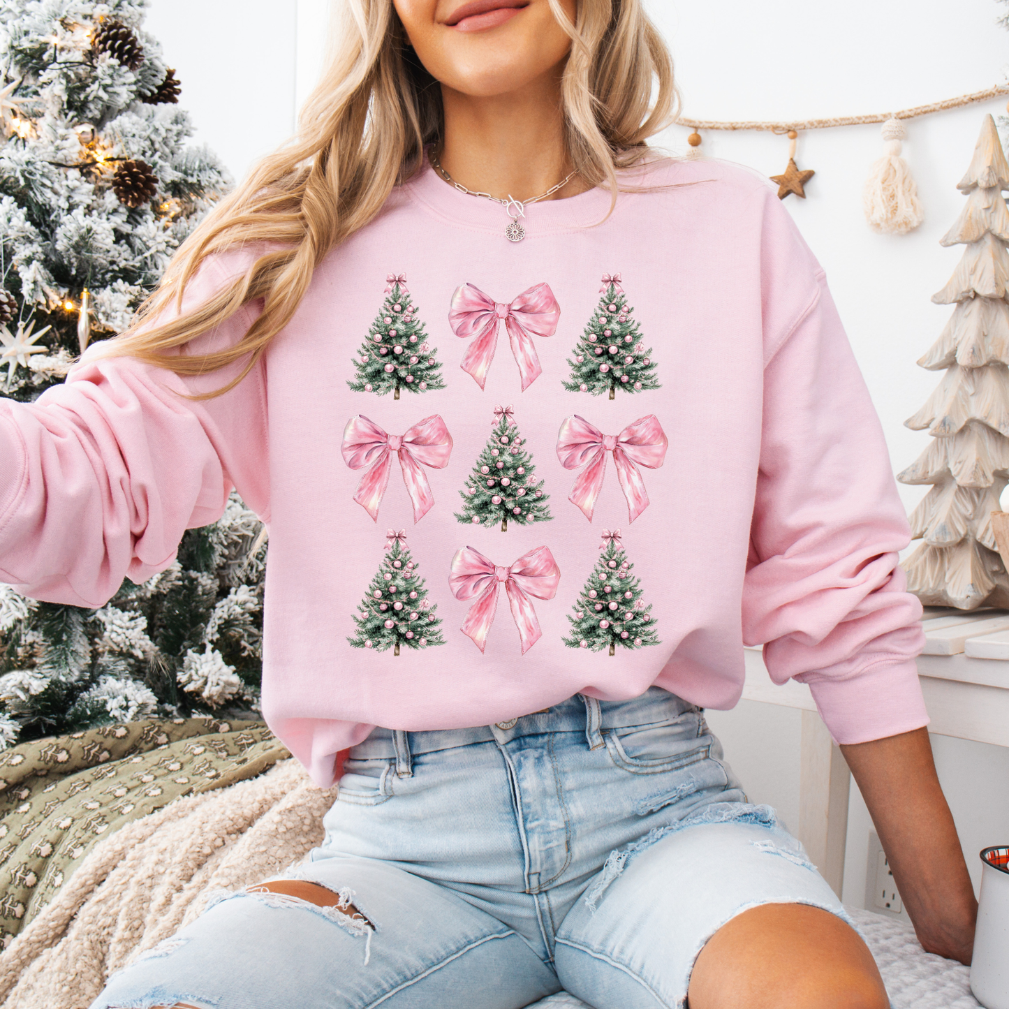CUTE SPRUCE TREES AND BOWS SHORT SLEEVE TEES, LONG SLEEVE TEES & SWEATSHIRTS