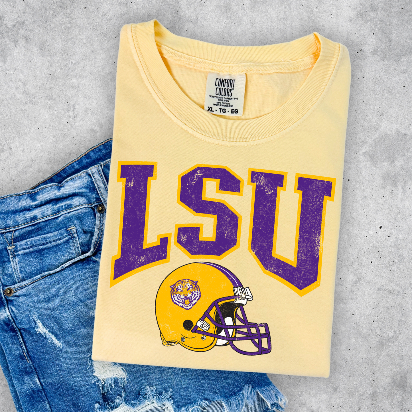 DISSTRESSED TIGERS FOOTBALL UNISEX TEE