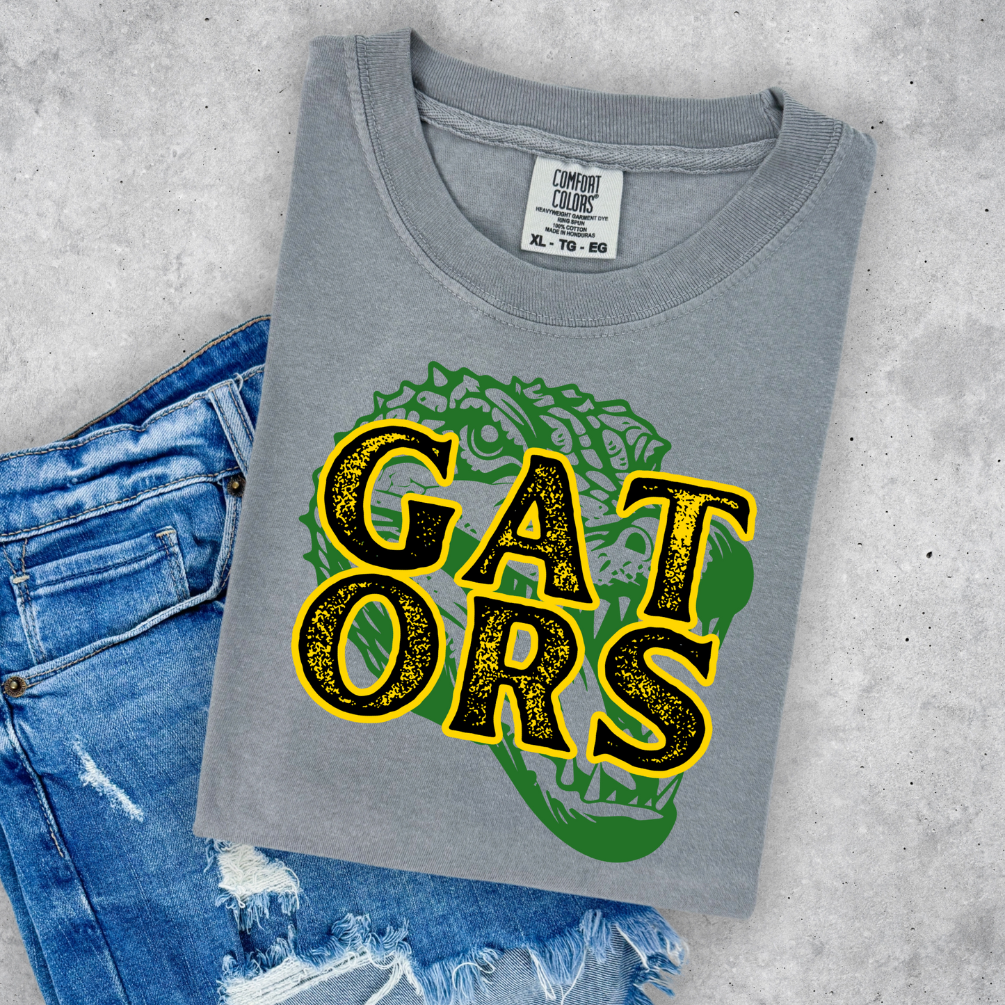DISTRESSED FONT GATORS TEES & SWEATSHIRTS