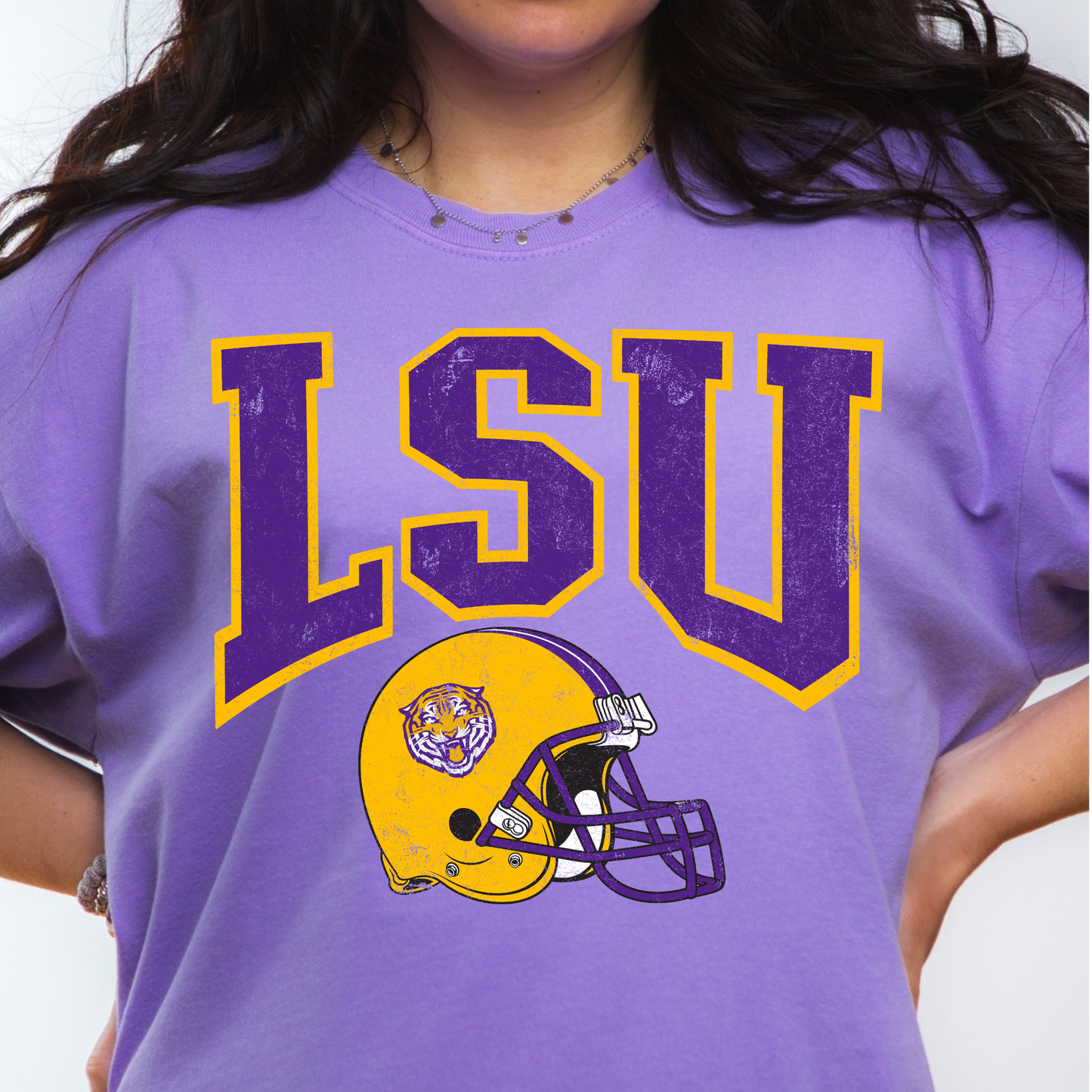 DISSTRESSED TIGERS FOOTBALL UNISEX TEE