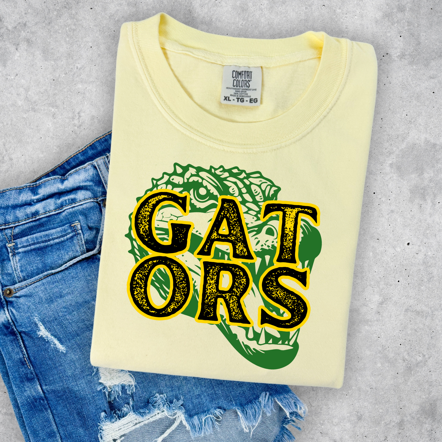 DISTRESSED FONT GATORS TEES & SWEATSHIRTS
