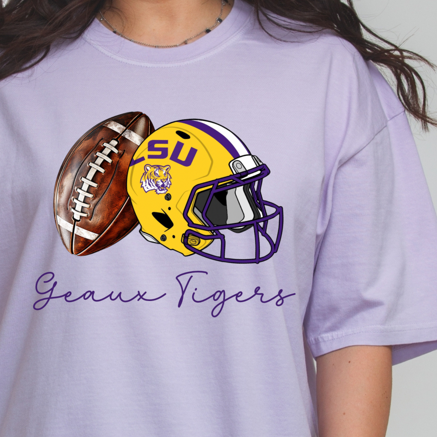 GEAUX TIGERS CURISVE FOOTBALL TEE