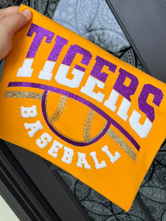 GLITTER AND PUFF COMBO TIGERS BASEBALL UNIESEX TEE