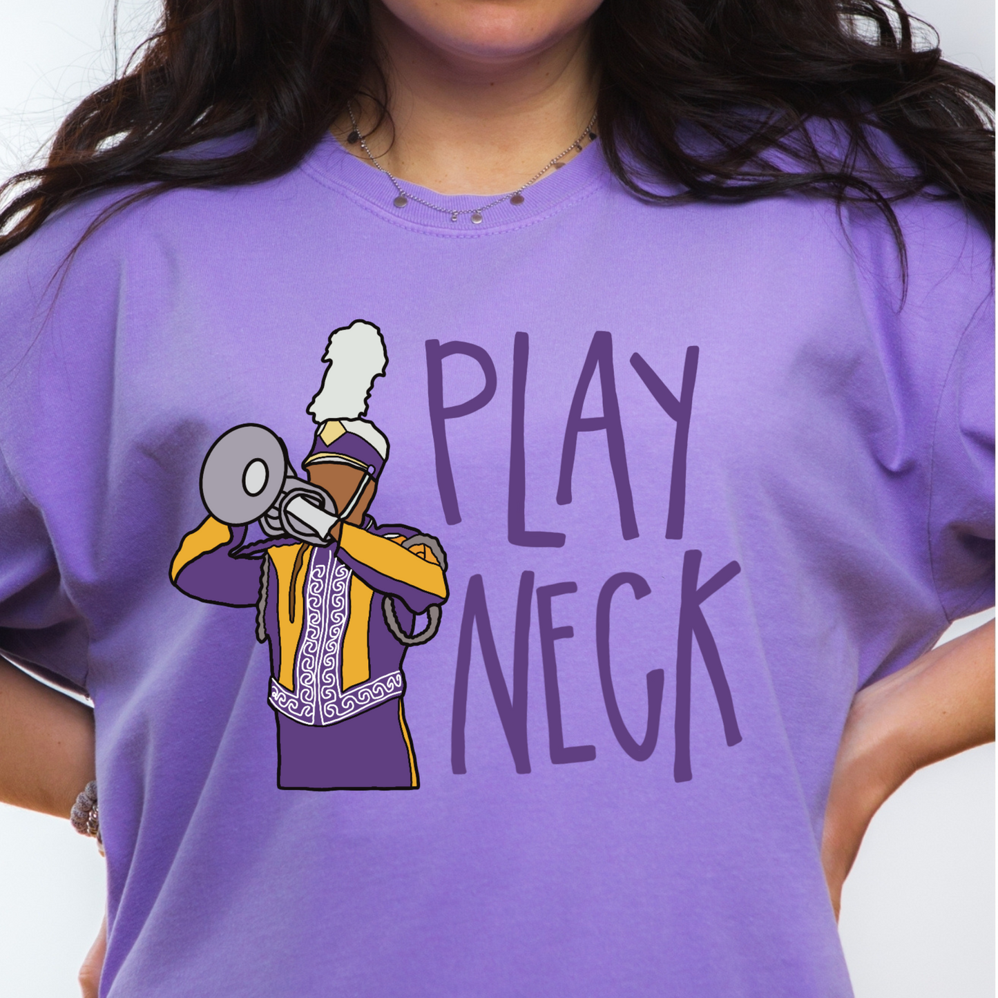 PLAY NECK TEE