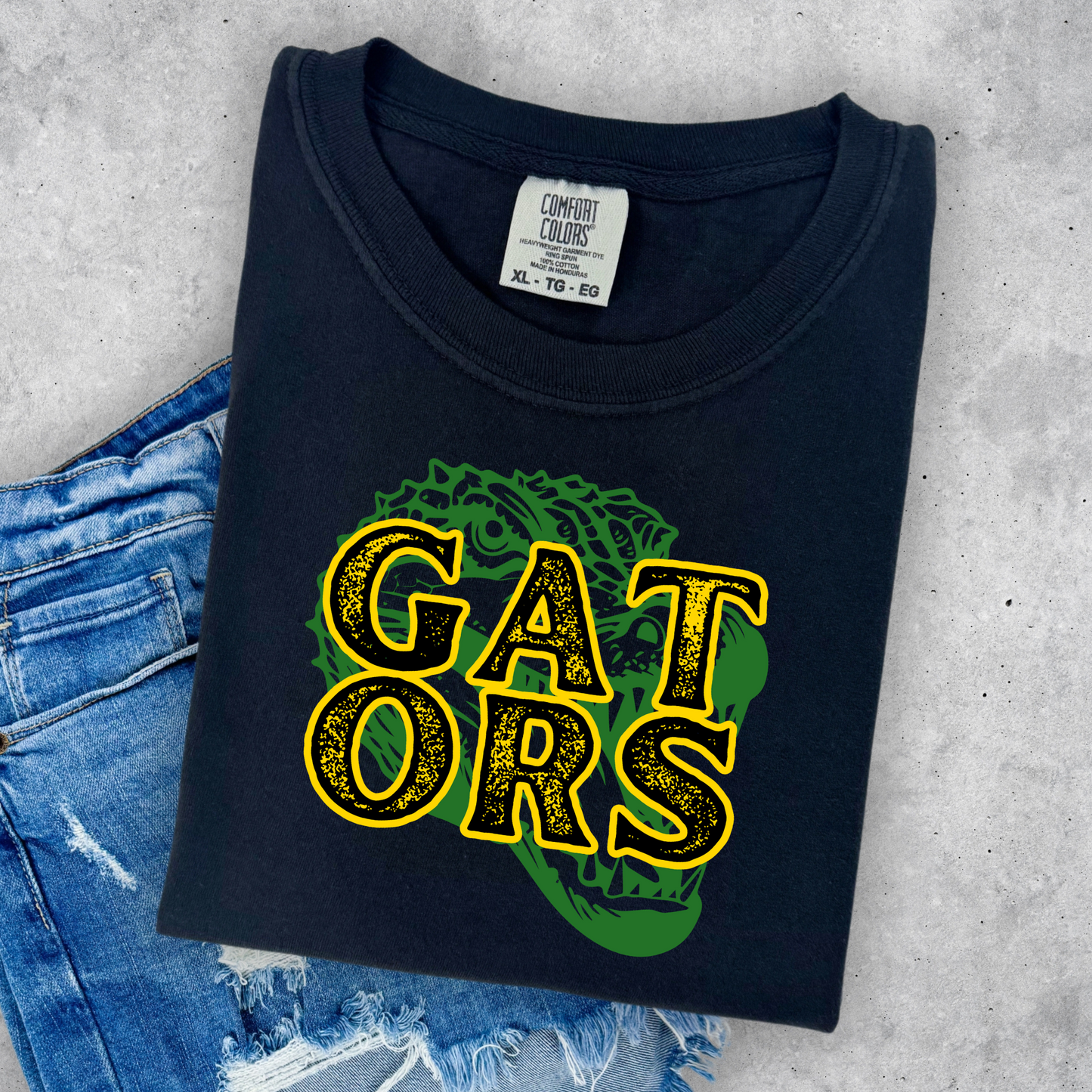 DISTRESSED FONT GATORS TEES & SWEATSHIRTS