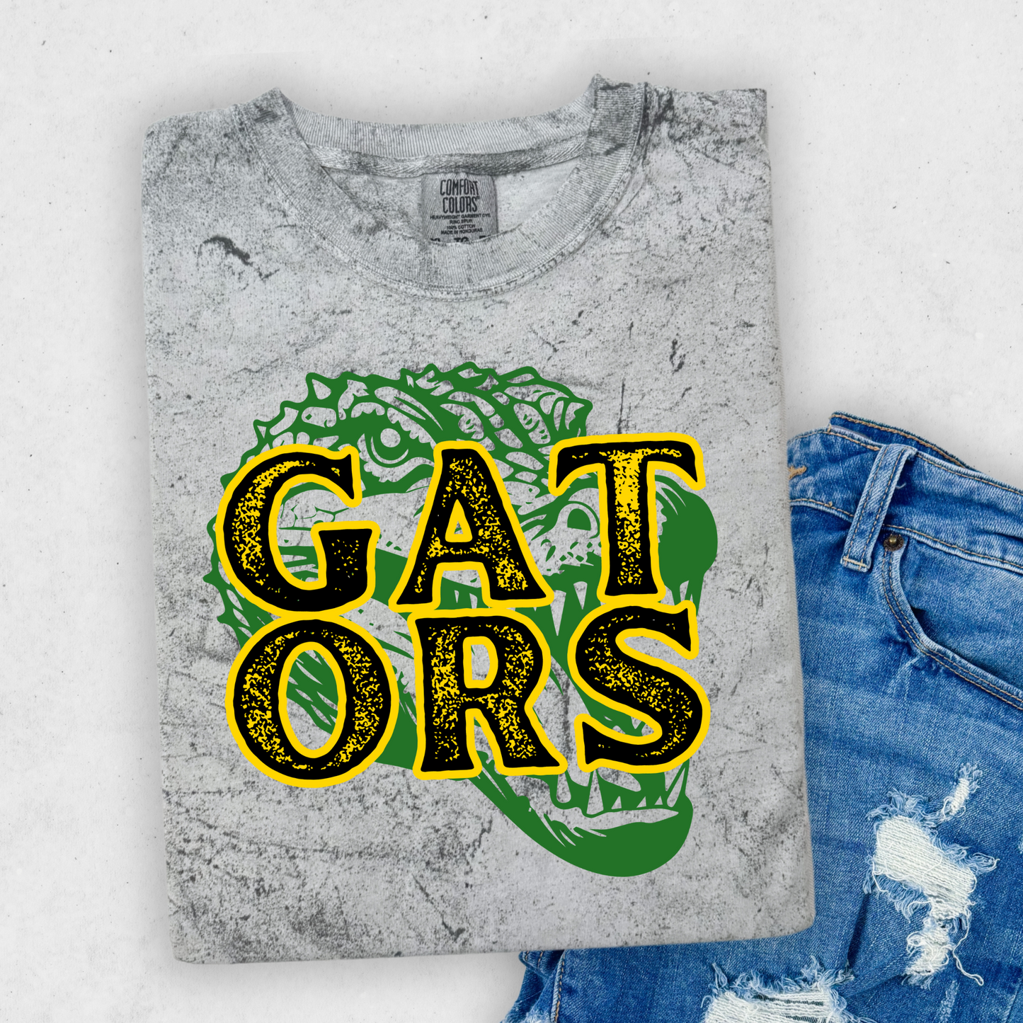 DISTRESSED FONT GATORS TEES & SWEATSHIRTS