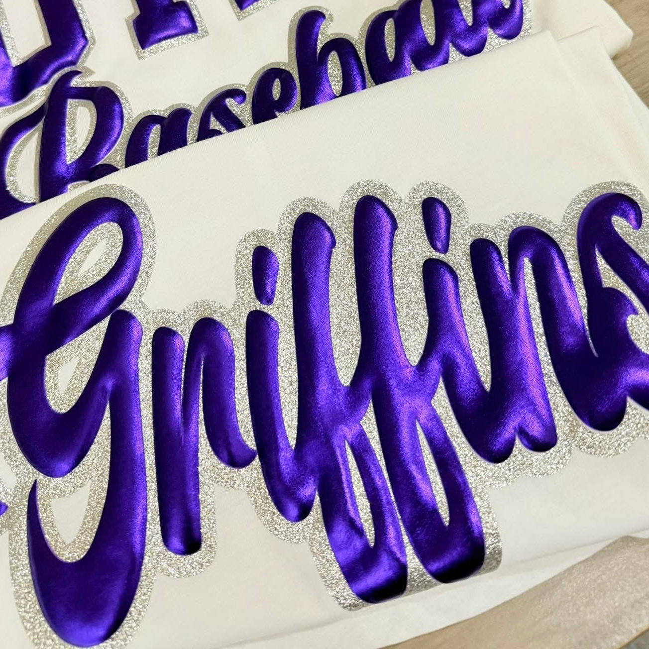GRIFFINS GLITTER/PUFF TEES & SWEATSHIRTS