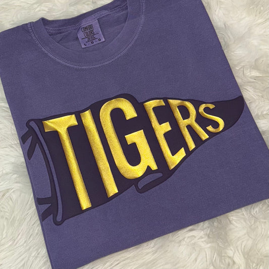 METALLIC GOLD AND PURPLE PUFF TIGERS PENNANT FLAG COMFORT COLORS TEE
