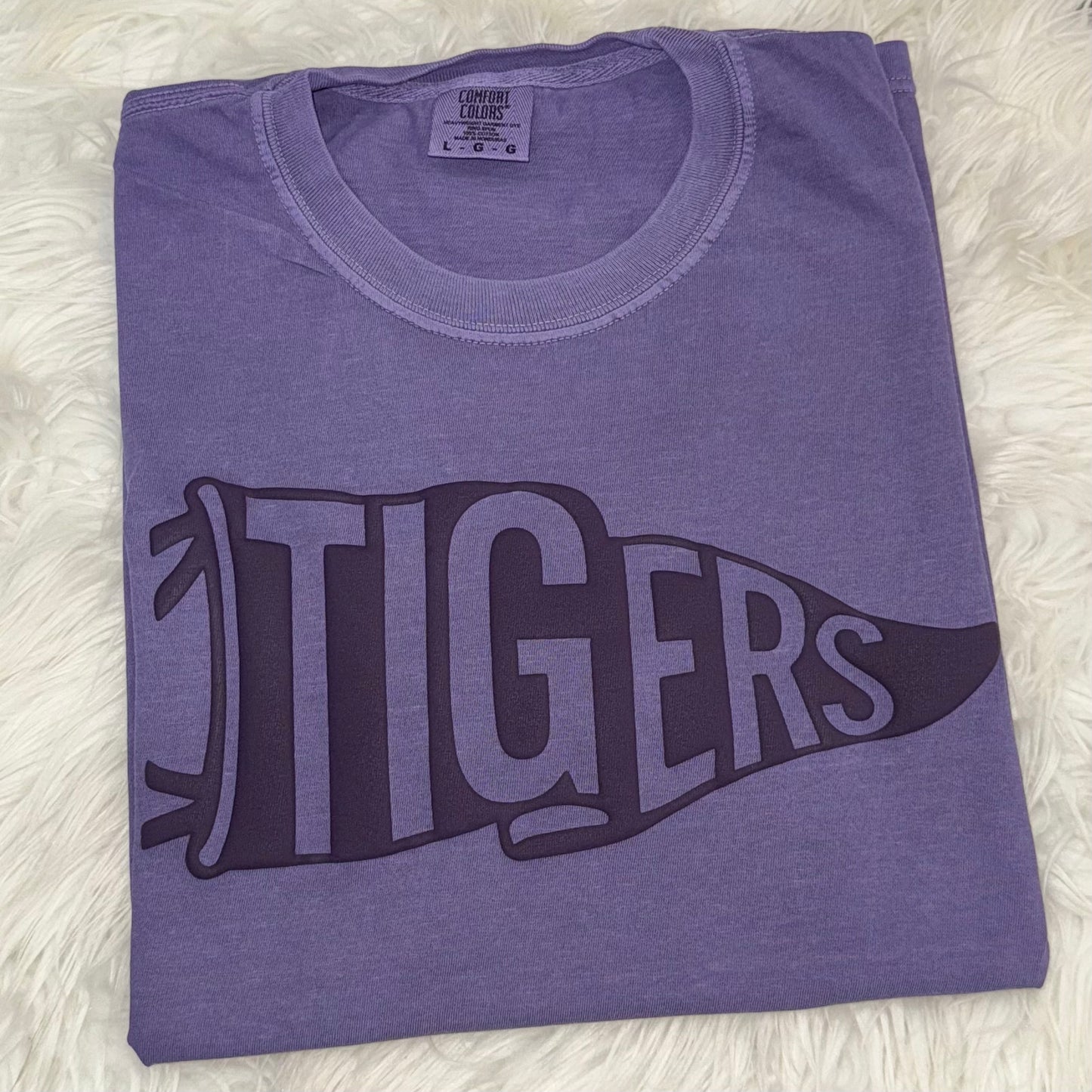 PLUM PURPLE PUFF PENNANT TIGERS FLAG ON COMFORT COLORS GRAPE COLOR TEE