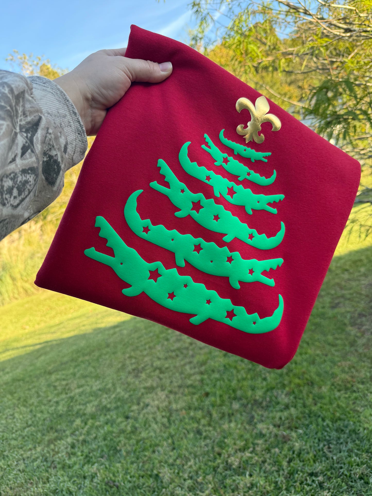 PUFF CAJUN CHRISTMAS ALLIGATOR SWEATSHIRT