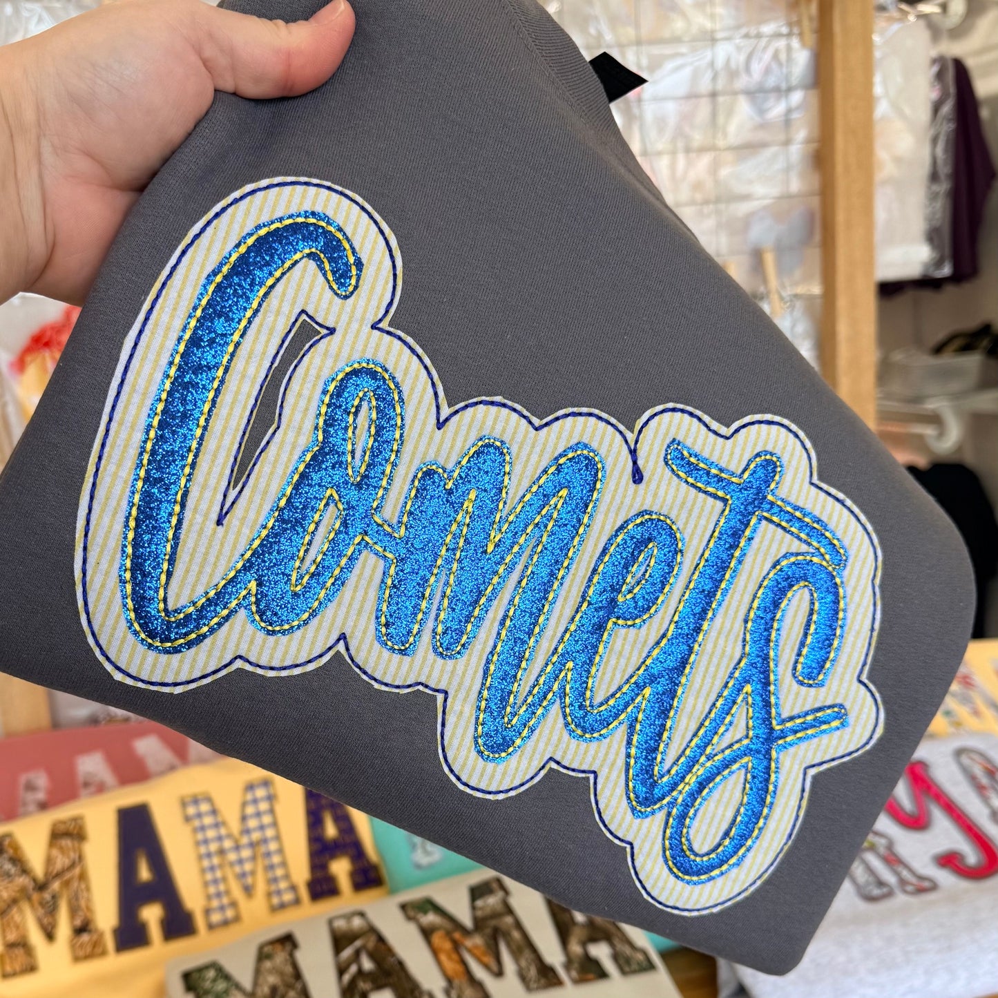 COMETS DOUBLE APPLIQUE ON CHARCOAL