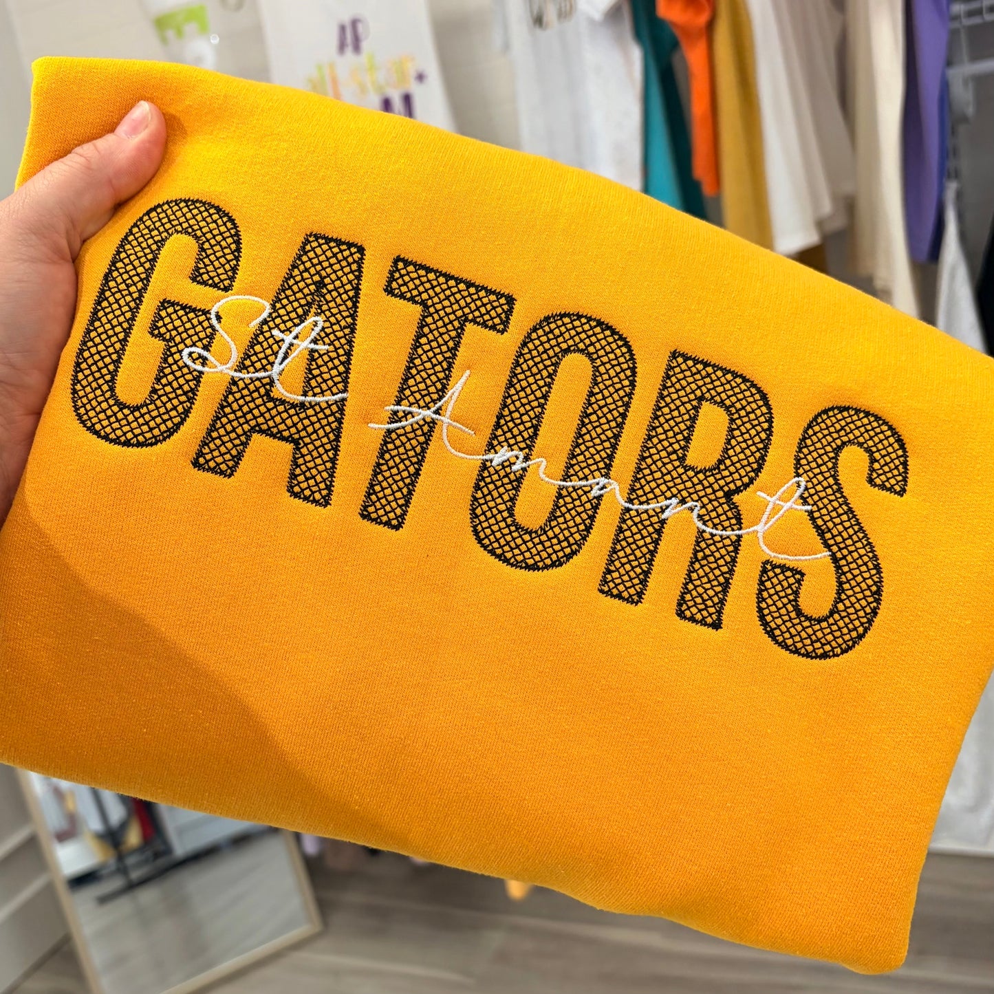 BLACK DIAMOND STITCH GATORS ON GOLD